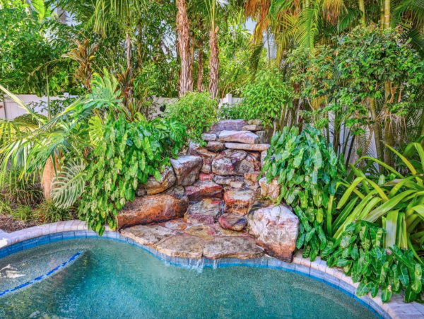 Holmes Beach Private Pool with Stroll to the Beach